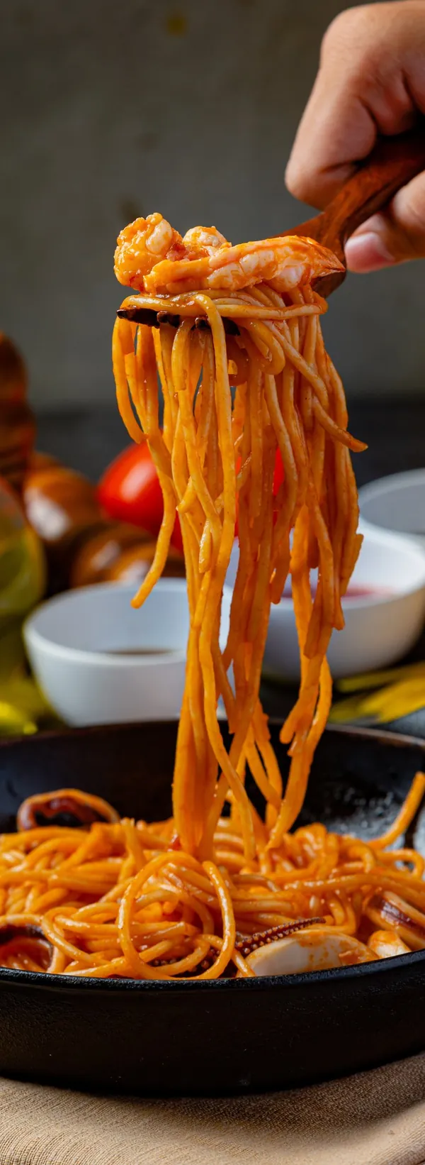 Spaghettoni al pomodoro